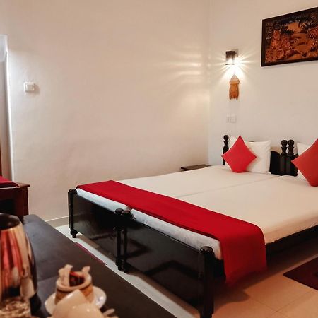 Imaaga Kandy Residence ภายนอก รูปภาพ
