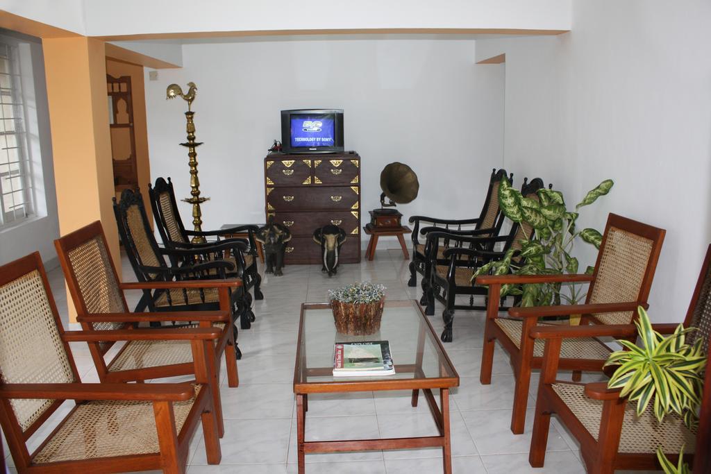 Imaaga Kandy Residence ภายนอก รูปภาพ