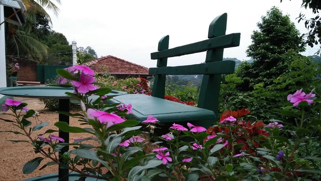 Imaaga Kandy Residence ภายนอก รูปภาพ