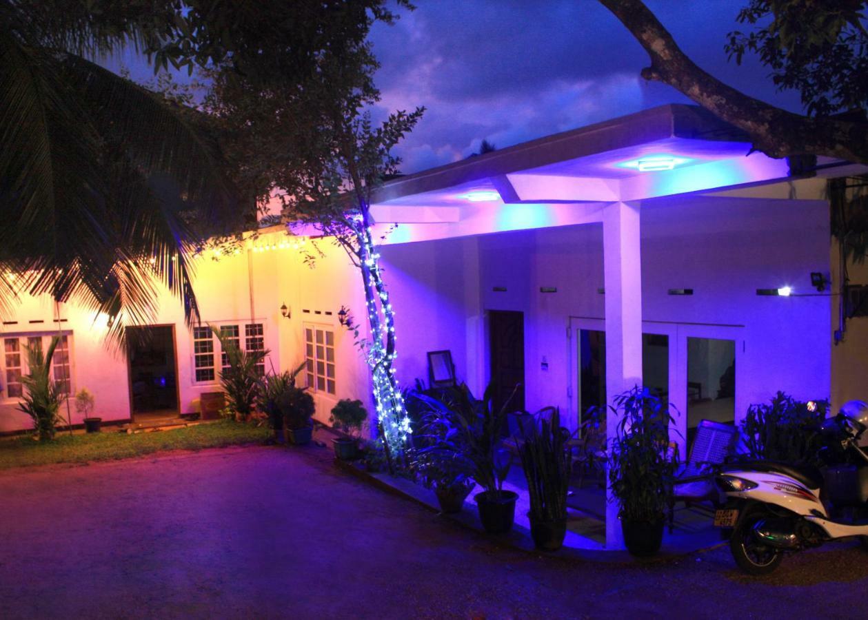 Imaaga Kandy Residence ภายนอก รูปภาพ