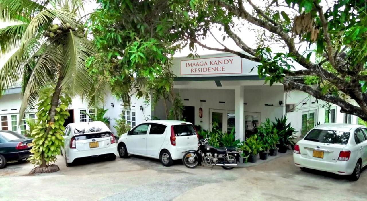 Imaaga Kandy Residence ภายนอก รูปภาพ