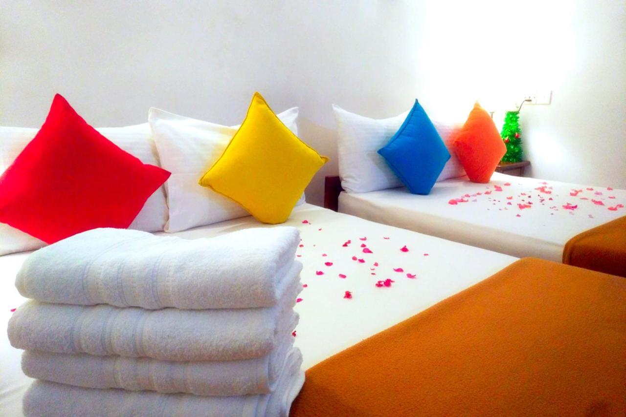 Imaaga Kandy Residence ภายนอก รูปภาพ
