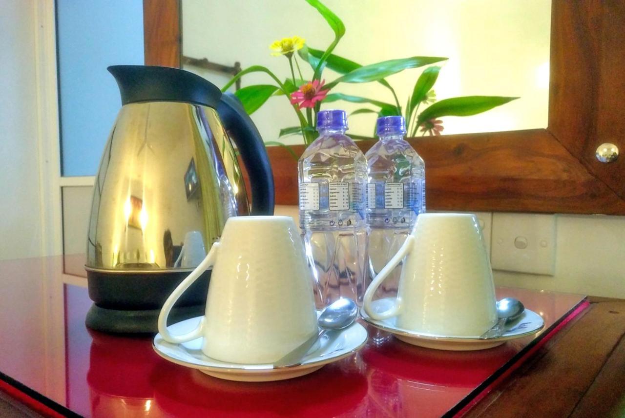 Imaaga Kandy Residence ภายนอก รูปภาพ