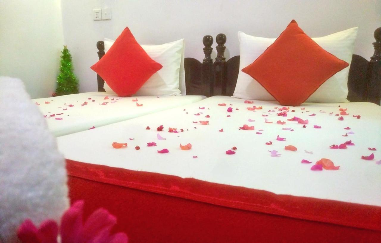 Imaaga Kandy Residence ภายนอก รูปภาพ